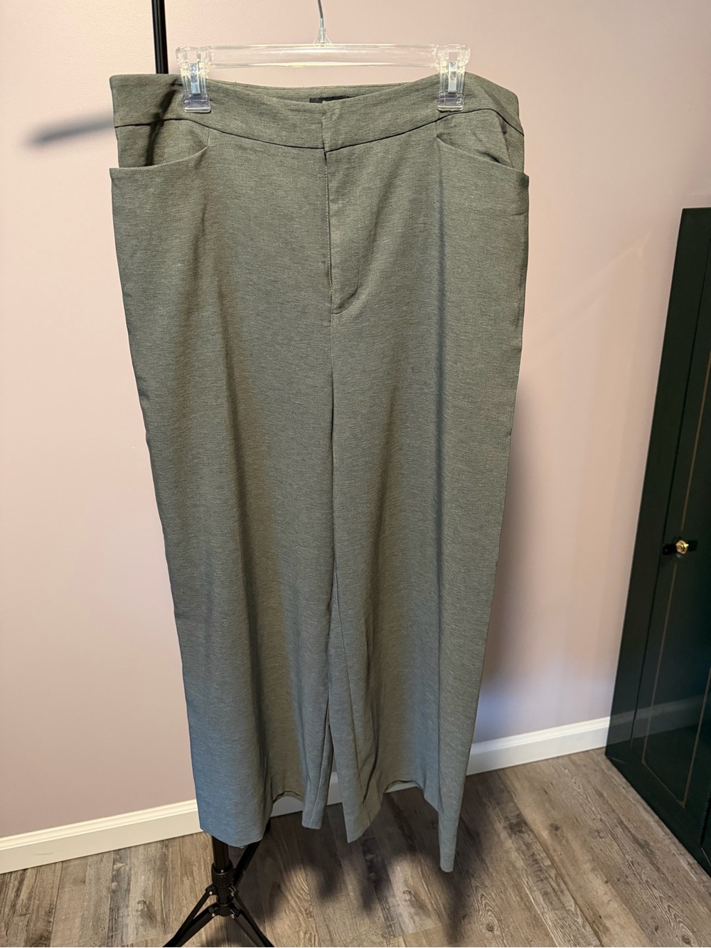 Fortune + Ivy August High Rise Wide Leg Pant